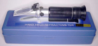 Brix refractometer 0 to 32 percent with calibration dial and ATC