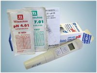 Pocket-size pH & Temperature Meter